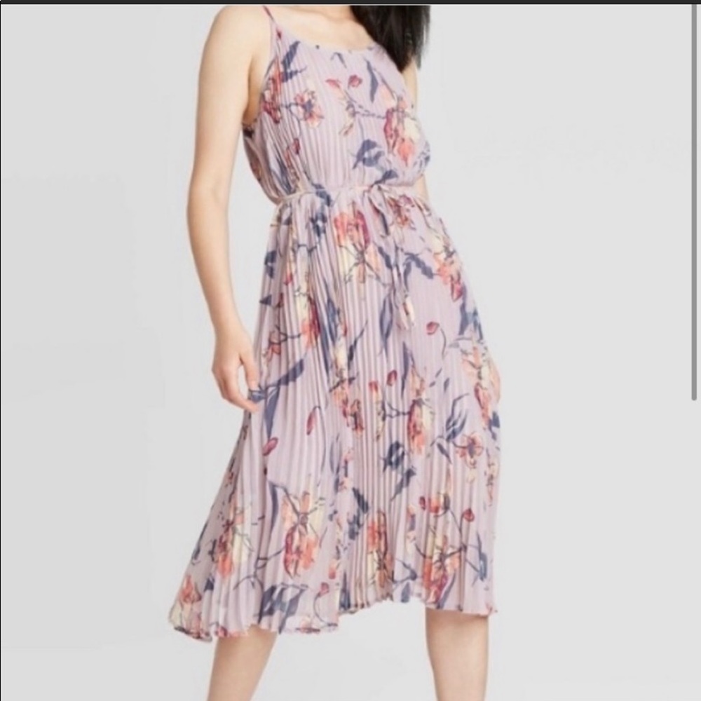 New A New Day Floral Pleated Midi dress